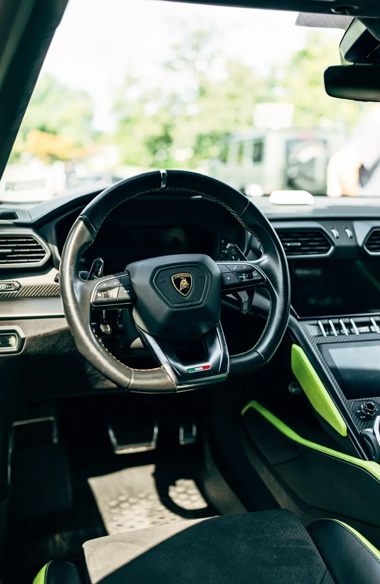 Matte Black Lamborghini Urus rental NYC photo 3